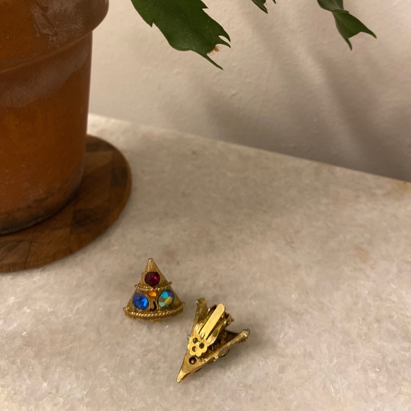 Vintage Christmas Tree Clip on Earrings - Picture 3 of 6